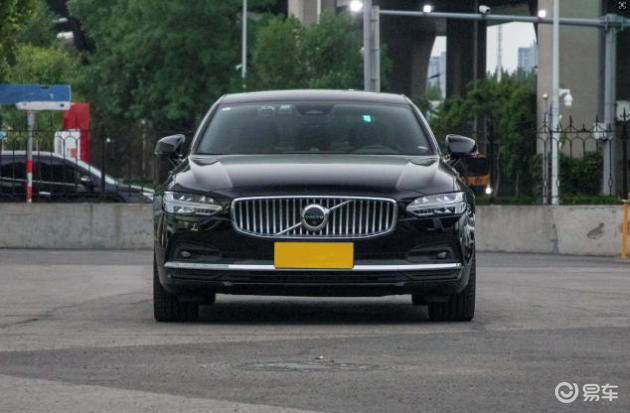 30万豪华大车，长近5.1米，动力强，操控优，尊贵体验