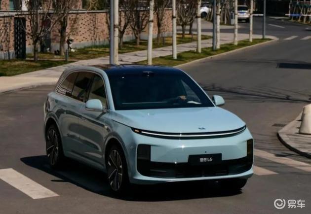 果断换车！24万降至16万，昊铂HT成更实用SUV选择