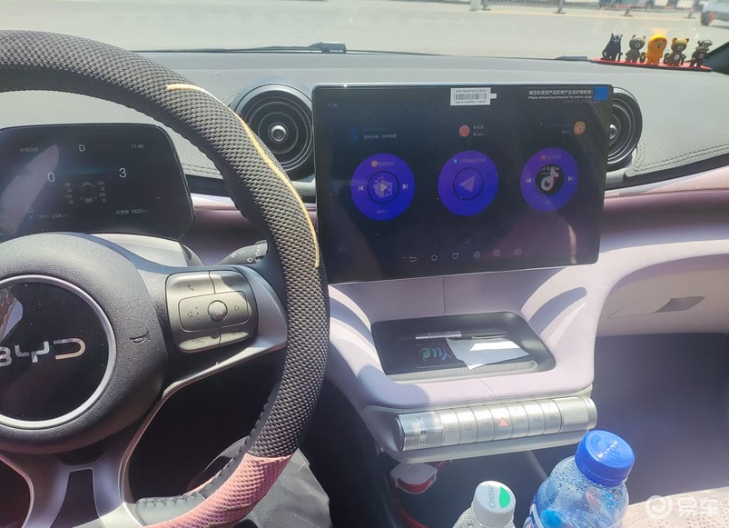 适合女生开的两款电动车：好开安全，20 天充一次电