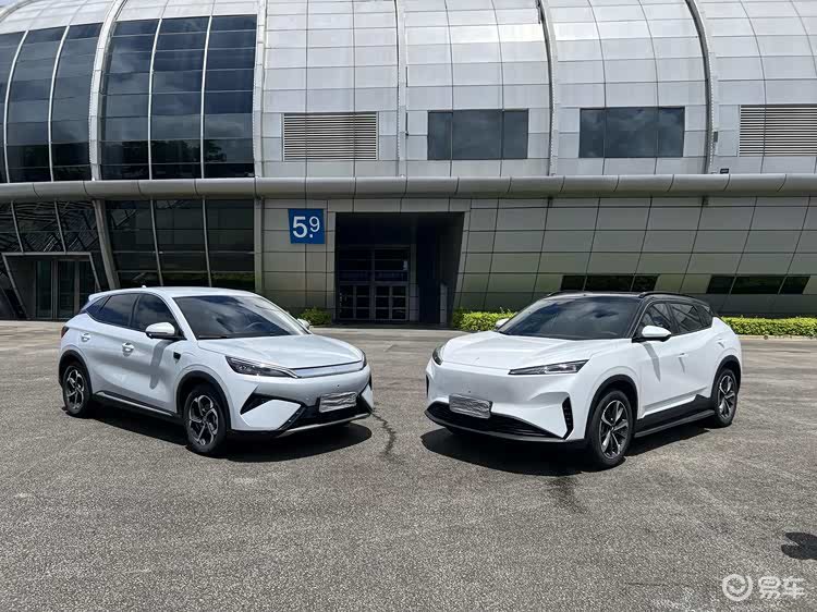 示界06与元PLUS双车对比，谁是家用纯电SUV性价王！