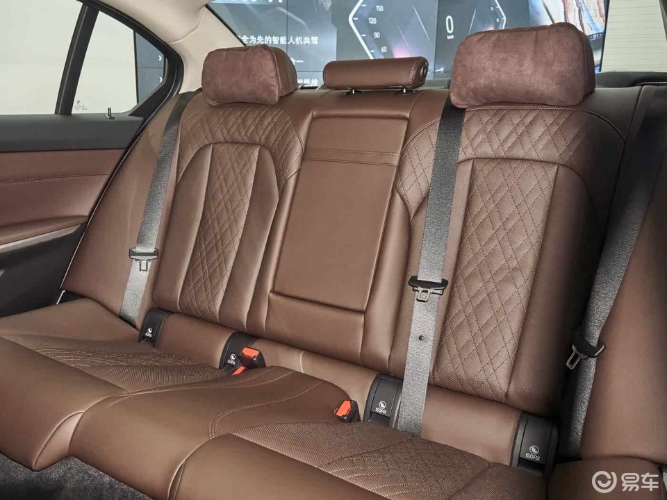 宝马3系陷入价格战,起步只要22.39万,性价比真的太高