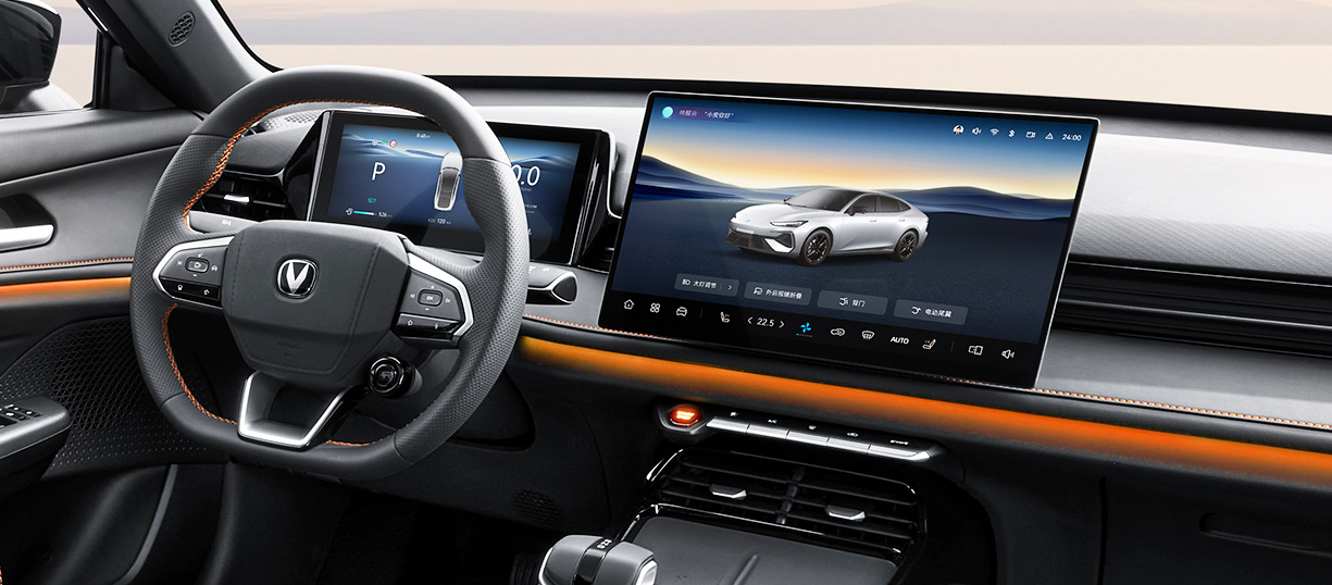 第三代UNI-V售价9.79万起,前脸大改,帅气不减!