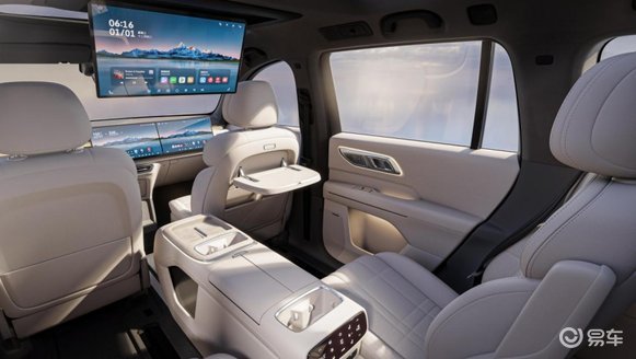 智驾同源 为何深蓝S09比问界M8更适合家庭用户?