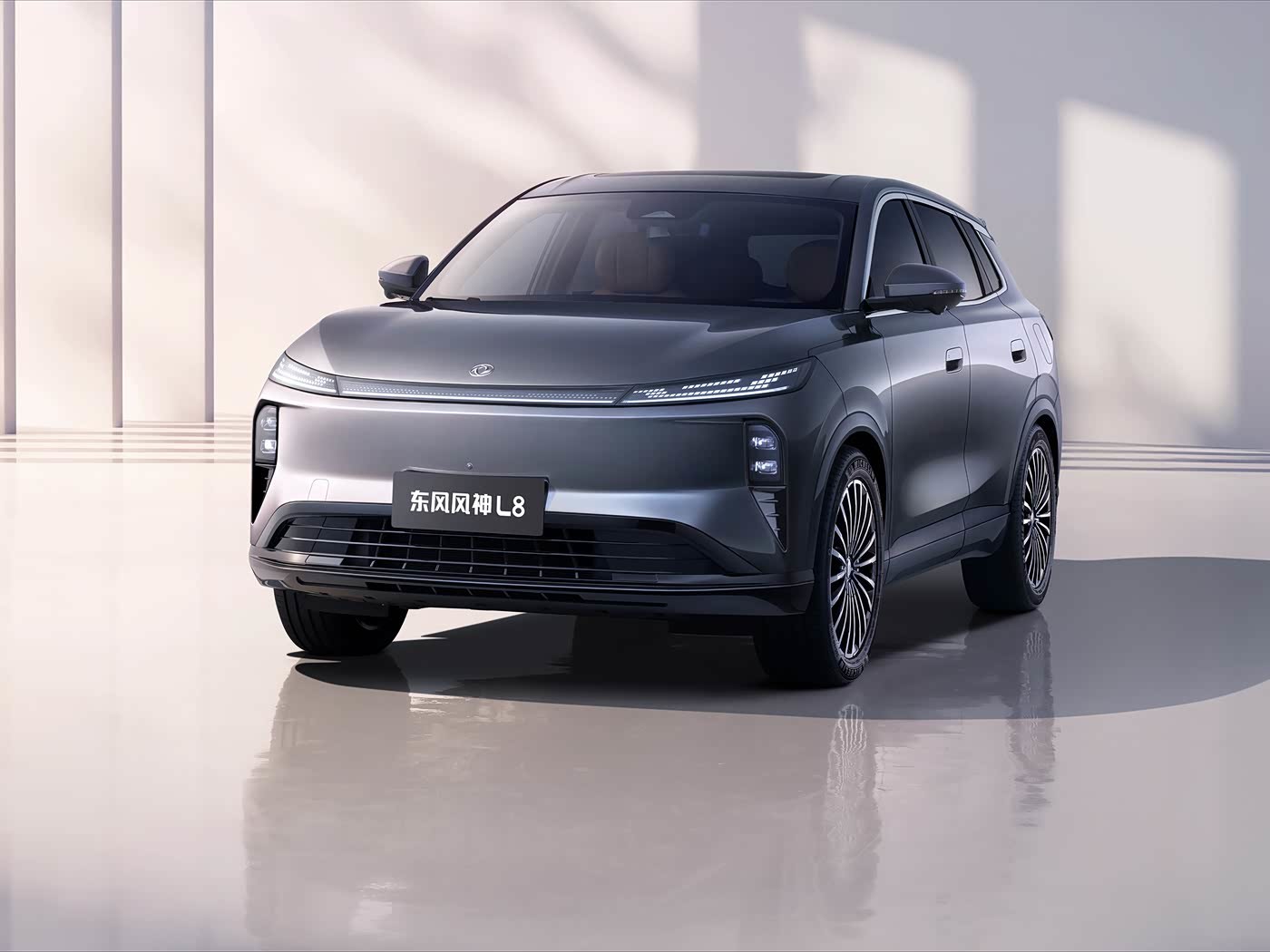 东风风神L8预售:纯电续航112km和185km