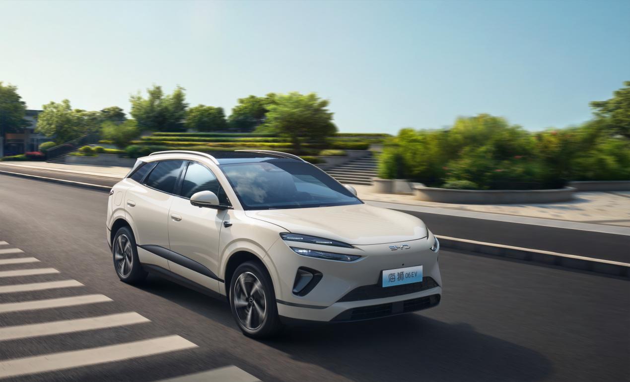 中型SUV 比亚迪海狮06广州上市 售价13.98万起