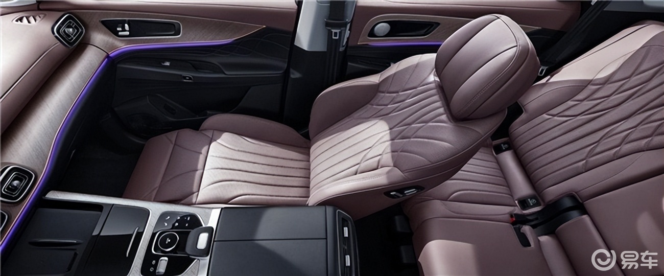 20万级SUV对决:瑞虎9 C-DM vs 唐DM-i