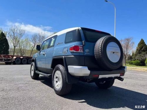 FJ酷路泽中东版 全部在售 2023款 2022款 2020款 2019款 2018款 2017款FJ酷路泽中东版价格最高优惠17万 欢迎上门试驾