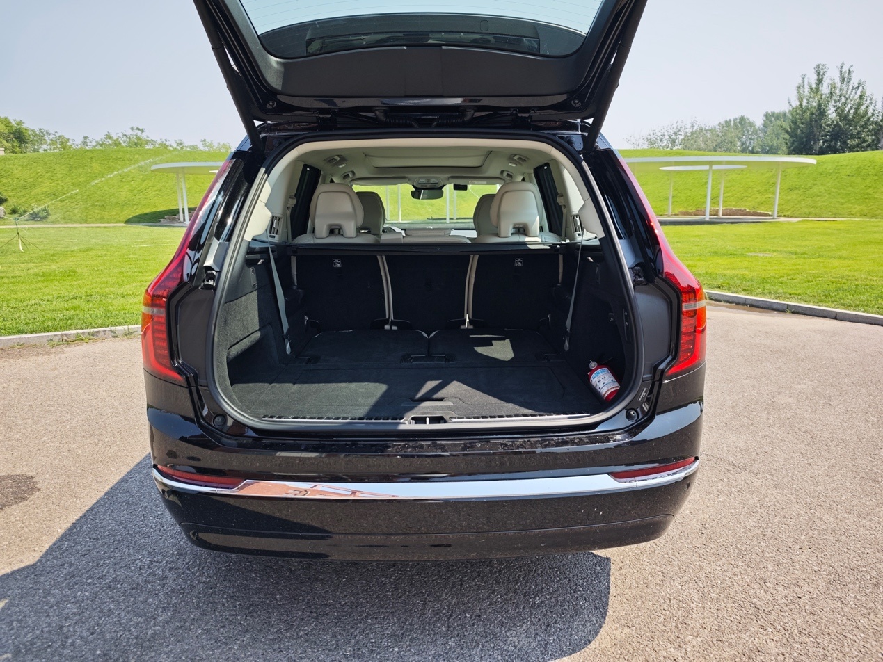 豪华SUV市场的理性之选,让家人安心才是真奢华。