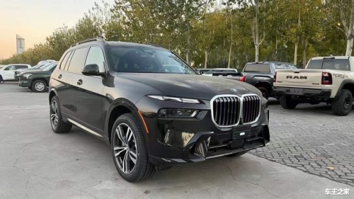 宝马X7加版 全部在售 2025款 2023款 2022款 2021款 2020款 2019款宝马X7加版钜惠30万元 售全国