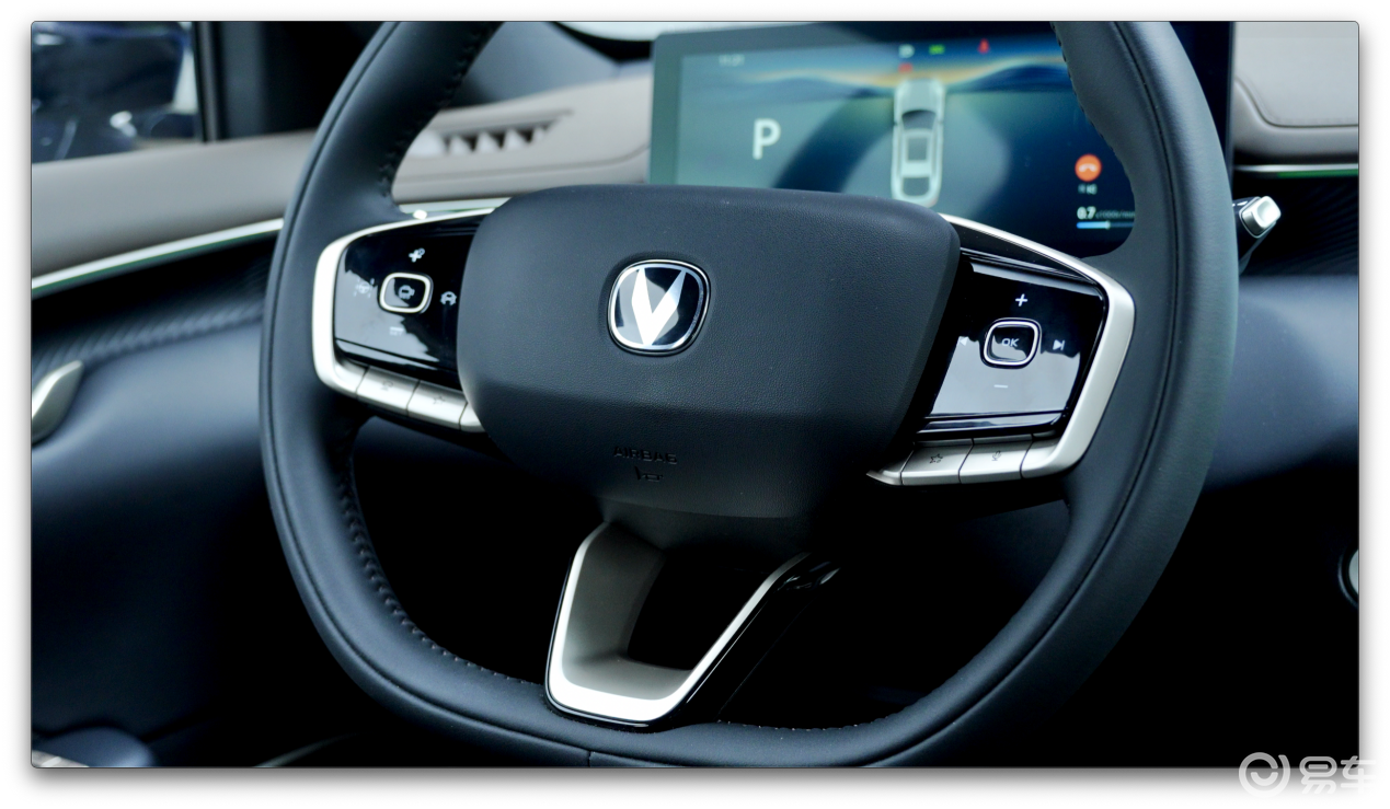 试驾长安第四代逸动：燃油“阿维塔”家轿，提供额外情绪价值