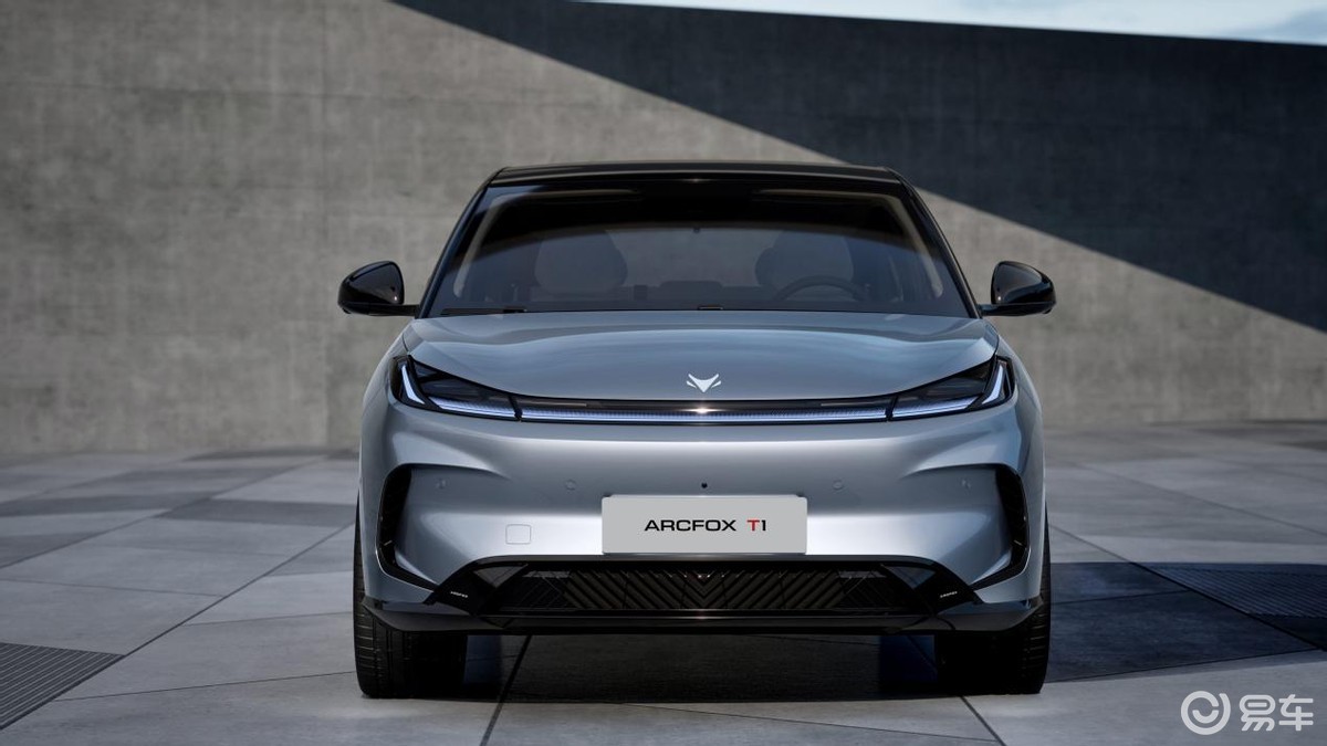 瞄准比亚迪海鸥、吉利星愿,极狐T1预售价6.88万元起