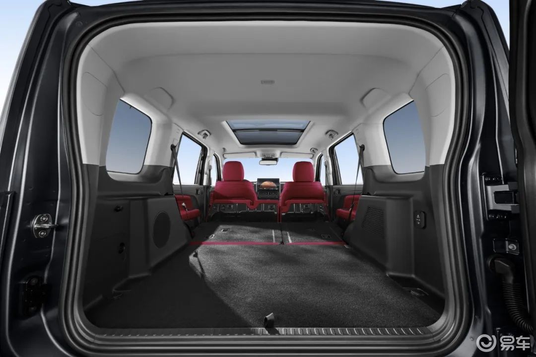 二代哈弗H9加推勇士版 黑武士+标配三把锁21.49万起