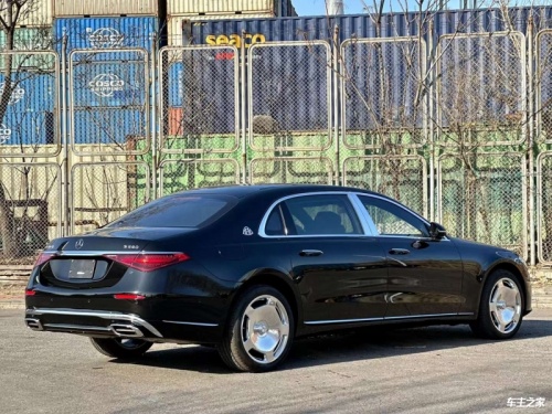 迈巴赫S级美版 全部在售 2022款 2020款 2019款 2018款奔驰迈巴赫S级美版团购最高优惠20万 售四川