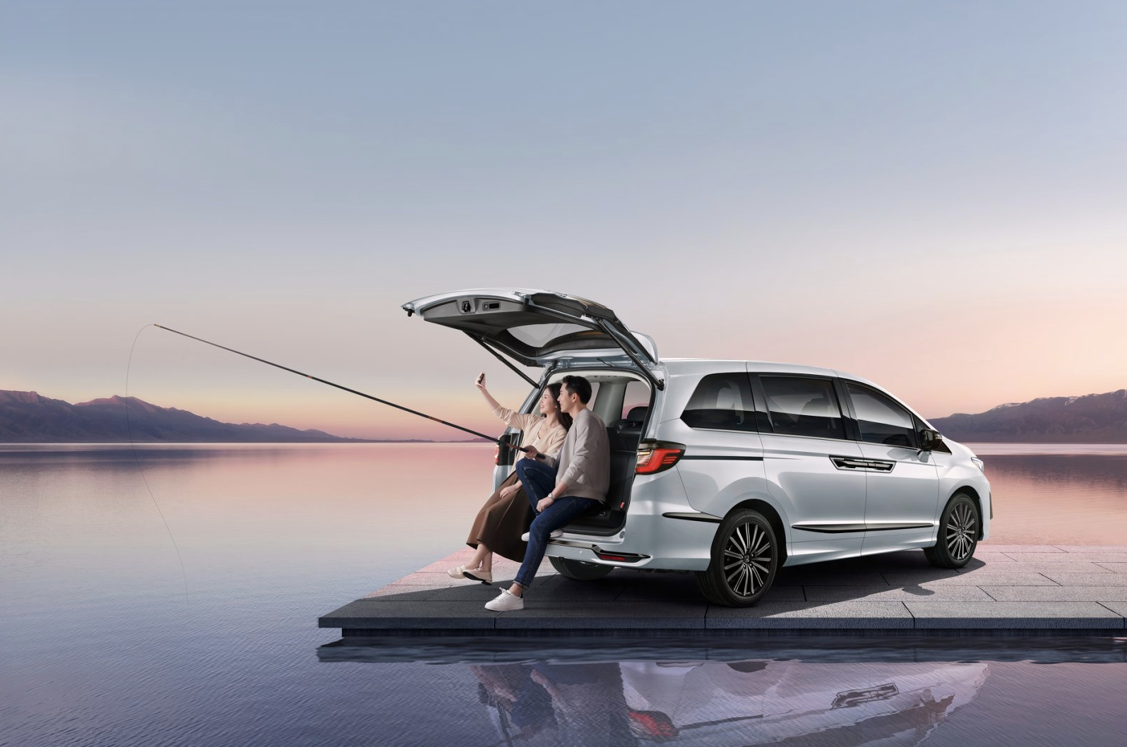 颜值价更值,标配即高配,艾力绅焕新上市真“一部到位”!