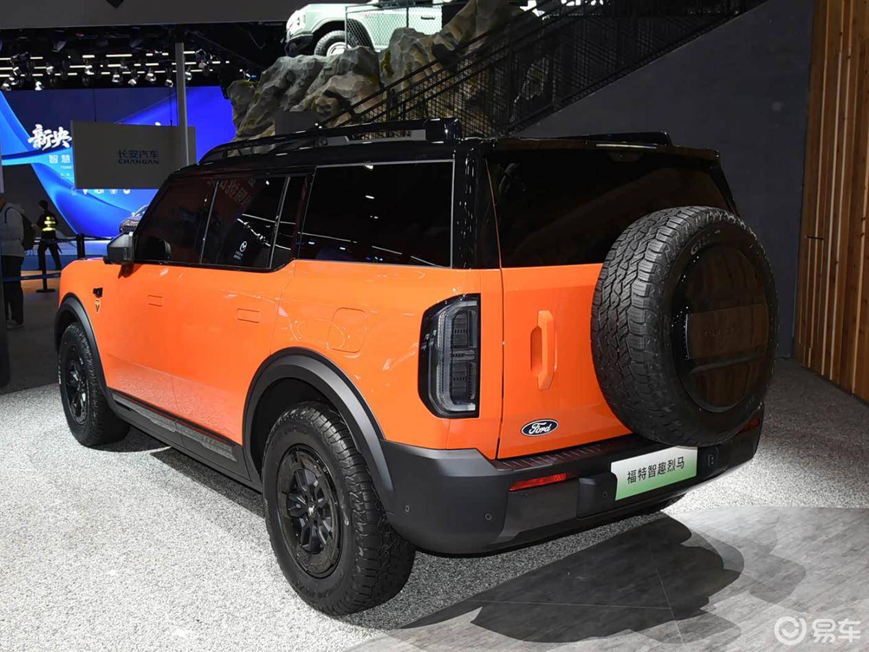 能升顶，能做饭，刚上市的这台SUV也太会玩了！