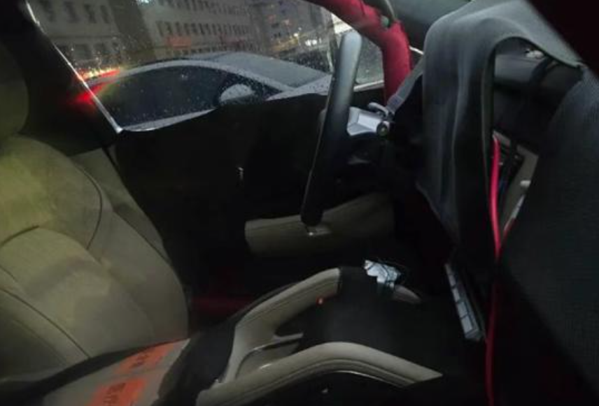 极氪9S谍照曝光!9X运动版实锤 明年1月亮相太会玩!