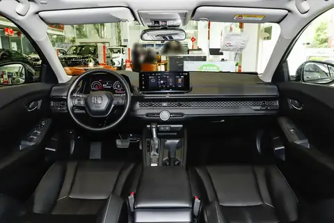 雅阁养车成本大揭秘：年均1.4万真的够用吗？‌