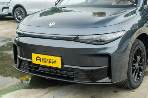 车主劝别盲目选零跑C10！4000元补贴送桩，中型家用SUV真实体验